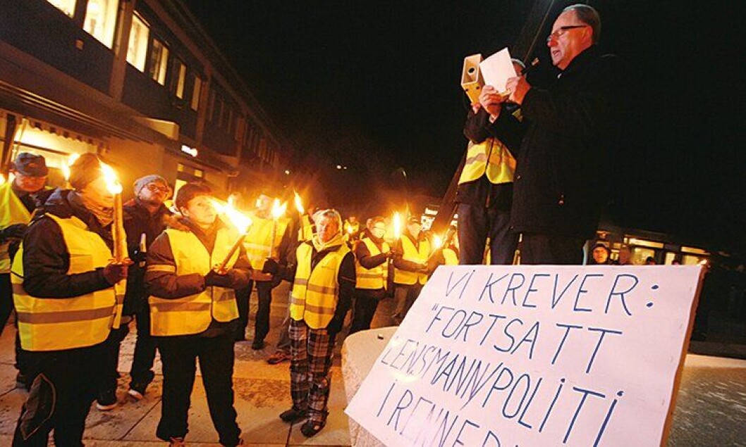 200 innbyggere aksjonerte for lokalpolitiet i Rennebu kommune. 200 innbyggere aksjonerte for lokalpolitiet i Rennebu kommune.