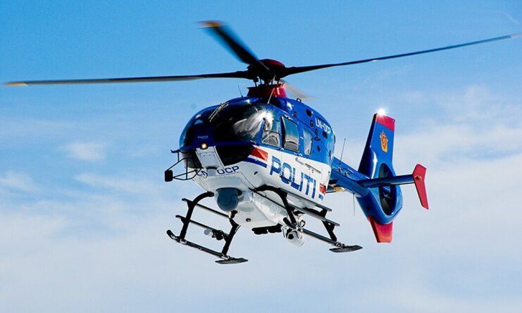 Politihelikopteret i lufta. Politihelikopteret i lufta.