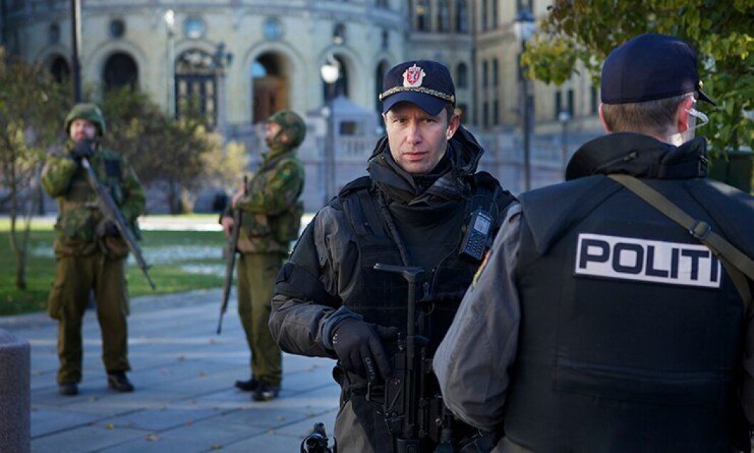 Øvelse Tyr er politiets årlige, nasjonale øveldse med Politidirektoratet (POD) som eier og ansvarlig myndighet. Her fra Stortinget. Øvelse Tyr er politiets årlige, nasjonale øveldse med Politidirektoratet (POD) som eier og ansvarlig myndighet. Her fra Stortinget.