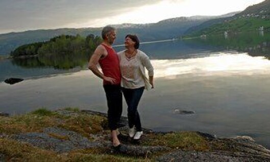 Arne Johannessen og kona Jane ved Hafslovannet. Arne Johannessen og kona Jane ved Hafslovannet.