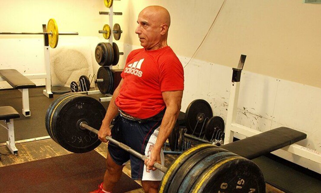For å få medalje i styrkeløft-VM kreves 600 kilo totalt i de tre øvelsene. I markløft regner Jan Roytvand med å klare 210-215 kilo. For å få medalje i styrkeløft-VM kreves 600 kilo totalt i de tre øvelsene. I markløft regner Jan Roytvand med å klare 210-215 kilo.