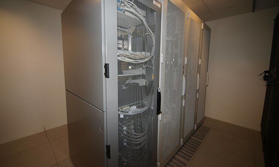 Slike sentraler må til for å håndtere telefonidelen av nødnettet. Døpenavnet er ICCS (Integrated Communication Control System – eller integrert radio- og telefonbetjeningssystem på norsk).