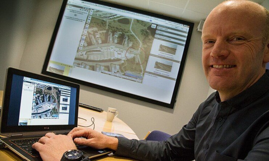 Program manager Bjørn Erik Sandnes jobber i bedriften Teleplan Globe, som har utviklet kommando- og kontrollsystemet «Nora». De håper å selge inn Nora som et oparativt støtteprogram for politiet. Program manager Bjørn Erik Sandnes jobber i bedriften Teleplan Globe, som har utviklet kommando- og kontrollsystemet «Nora». De håper å selge inn Nora som et oparativt støtteprogram for politiet.
