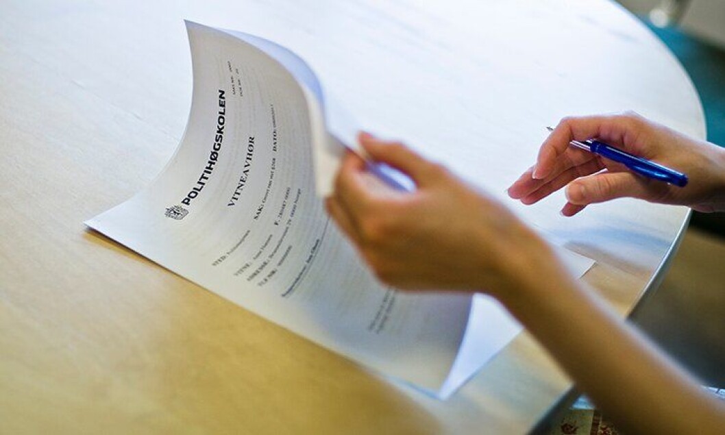 Bør evalueres: Artikkelfatteren anbefaler i større grad å evaluere politiets avhørsrapporter. Bør evalueres: Artikkelfatteren anbefaler i større grad å evaluere politiets avhørsrapporter.
