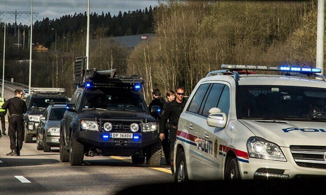Når krisealarmen går er ledelse viktig. Nå avsluttes stabs- og ledelsesprogrammet for 20 av 27 distrikter. Når krisealarmen går er ledelse viktig. Nå avsluttes stabs- og ledelsesprogrammet for 20 av 27 distrikter.
