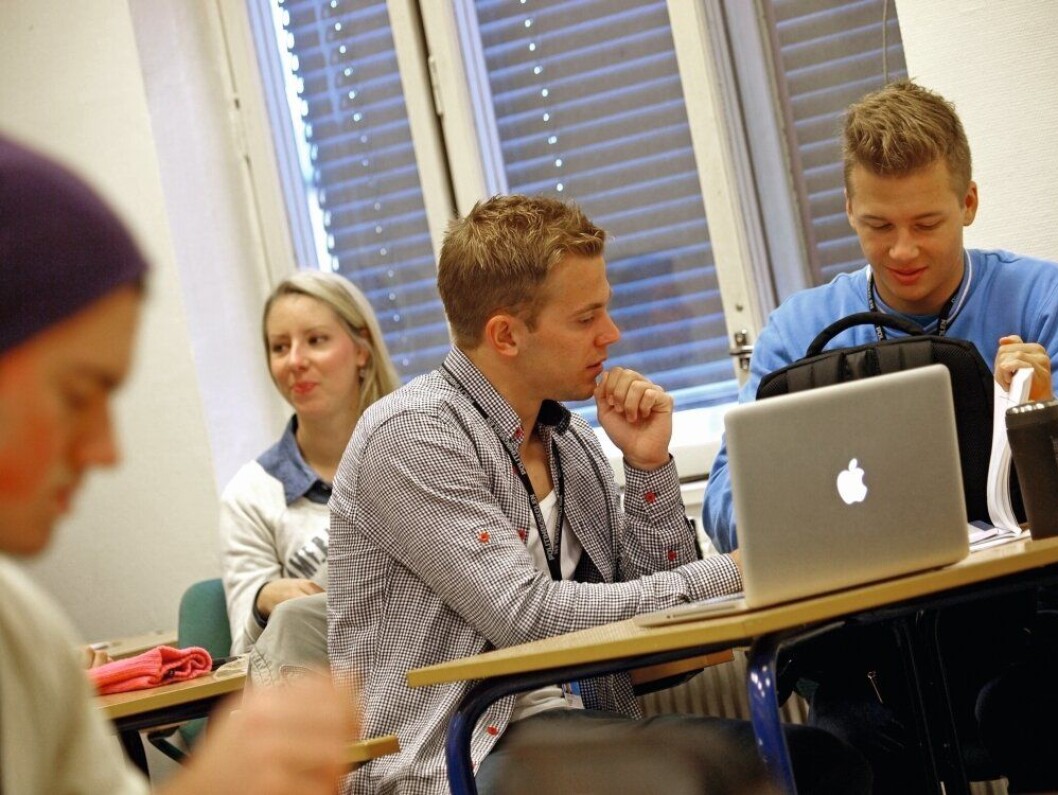 Klasseromsundervisning utgjør en stor del av studieløpet på PHS. Klasseromsundervisning utgjør en stor del av studieløpet på PHS.