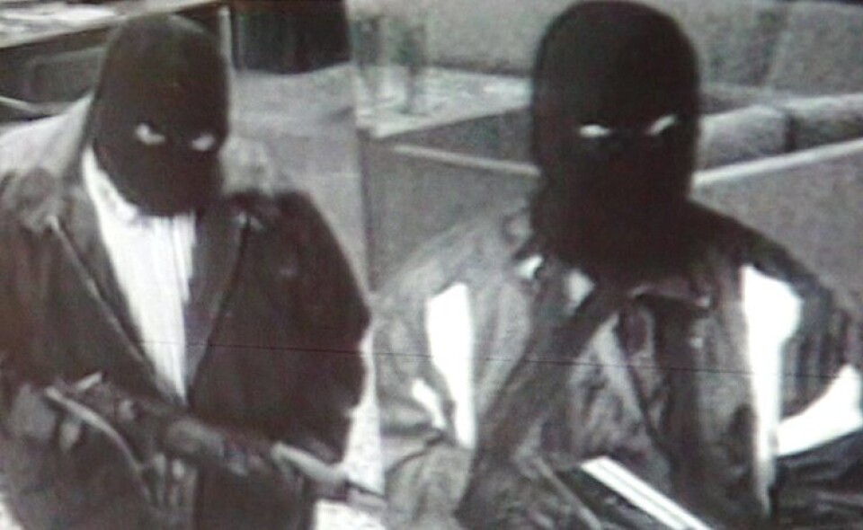 Maskerte og bevæpnet entret ranerne Bank of America i Hollywood i 1997. Det endte med 1700 avfyrte skudd – og endret syn på LAPD i befolkningen.