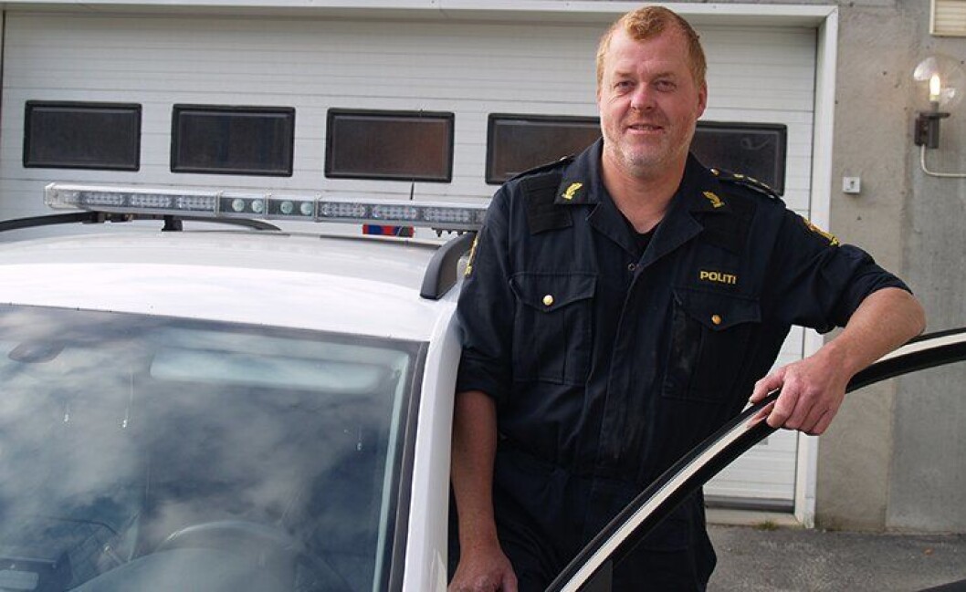 51 år unge Tor Jørgen Bøe ble kåret til beste elev på Politihøgskolens kurs for IP3-mannskaper. Erfaring og stayerevne var nok til å utkonkurrere langt yngre kolleger i en fysisk krevende utdanning. 51 år unge Tor Jørgen Bøe ble kåret til beste elev på Politihøgskolens kurs for IP3-mannskaper. Erfaring og stayerevne var nok til å utkonkurrere langt yngre kolleger i en fysisk krevende utdanning.