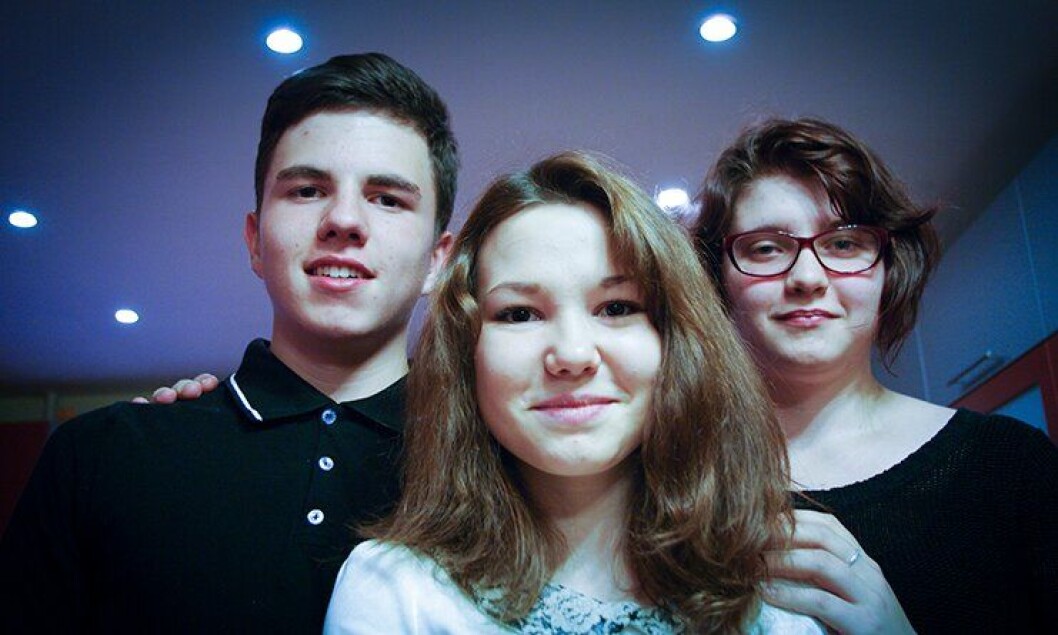 Andrej, Vinjera og Kristina bor på barnehjemmet i Murmansk. De vil enten bli lærere eller studere. Andrej, Vinjera og Kristina bor på barnehjemmet i Murmansk. De vil enten bli lærere eller studere.
