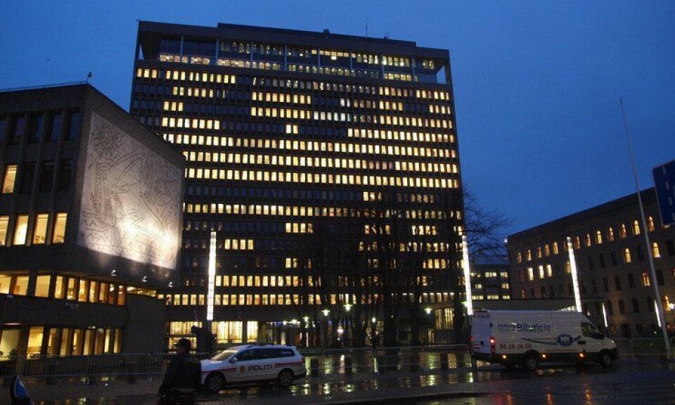 Regjeringsbygget før terrorangrepet 22. juli. Når nytt regjeringskvartal skal bygges ønsker politiet i Oslo at det vurderes egne lokaler.