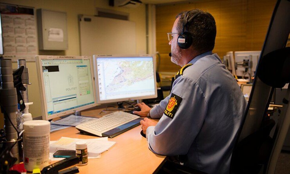 Det blir ikke felles nødnummer. Dermed beholder betjenter ved operasjonssentralene et eget nummer.