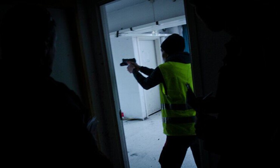 En situasjon kan snu fra rolig og oversiktlig, til skarp og kaotisk på sekundet for livvaktene.