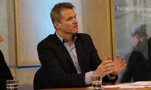 PF-leder Sigve Bolstad under paneldebatten på politihuset i Oslo. PF-leder Sigve Bolstad under paneldebatten på politihuset i Oslo.