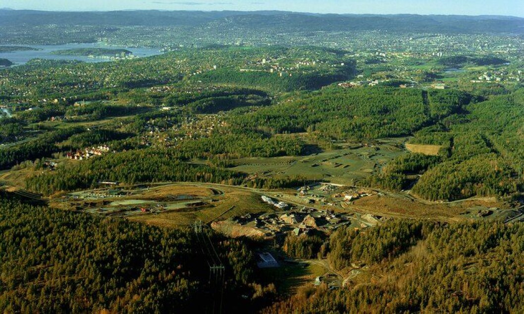 Beredskapssenteret vil trolig bli lagt til Grønmo, området nærmest i bildet. I bakgrunnen ser du Oslo sentrum. Beredskapssenteret vil trolig bli lagt til Grønmo, området nærmest i bildet. I bakgrunnen ser du Oslo sentrum.
