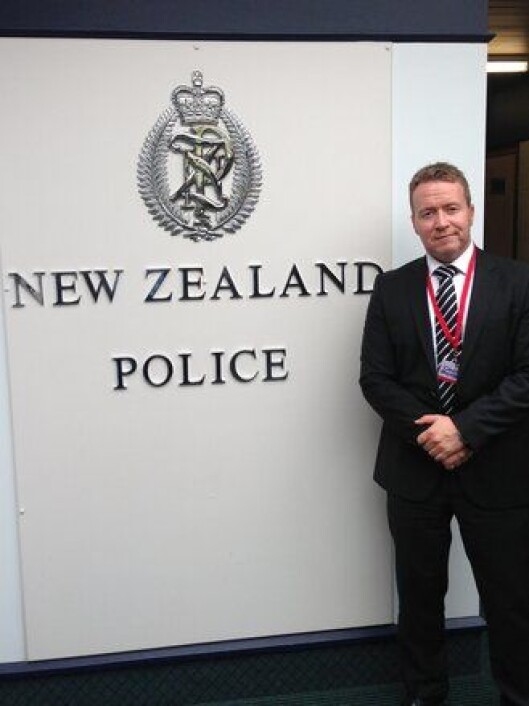 Arild Henriksen har vært å sett hvordan Politiet i New Zealand bruker Taser i tjenesten Arild Henriksen har vært å sett hvordan Politiet i New Zealand bruker Taser i tjenesten