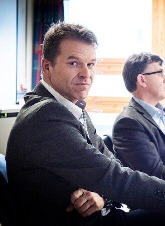 Sigve Bolstad vil ha særaldersgrensen der den er. Sigve Bolstad vil ha særaldersgrensen der den er.