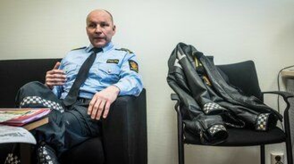 I tillegg til beredskap og tung vaktbelastning, gjør situasjonen det vanskelig med seniortiltak i distriktet. – Vi er viktige, men føler ikke alltid kompetansen blir verdsatt, sier 51 år gamle Elde.