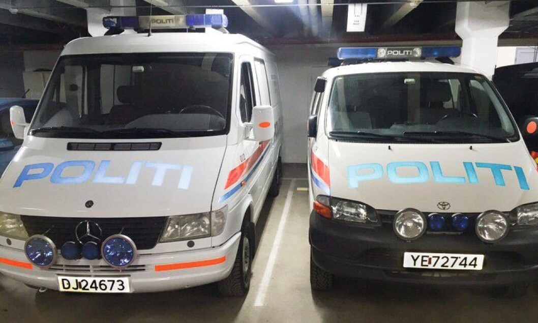 Travere: ’99 Mercedes-Benz Sprinter og ’01 Toyota Hiace må trå til når andre biler er ute av drift. Travere: ’99 Mercedes-Benz Sprinter og ’01 Toyota Hiace må trå til når andre biler er ute av drift.