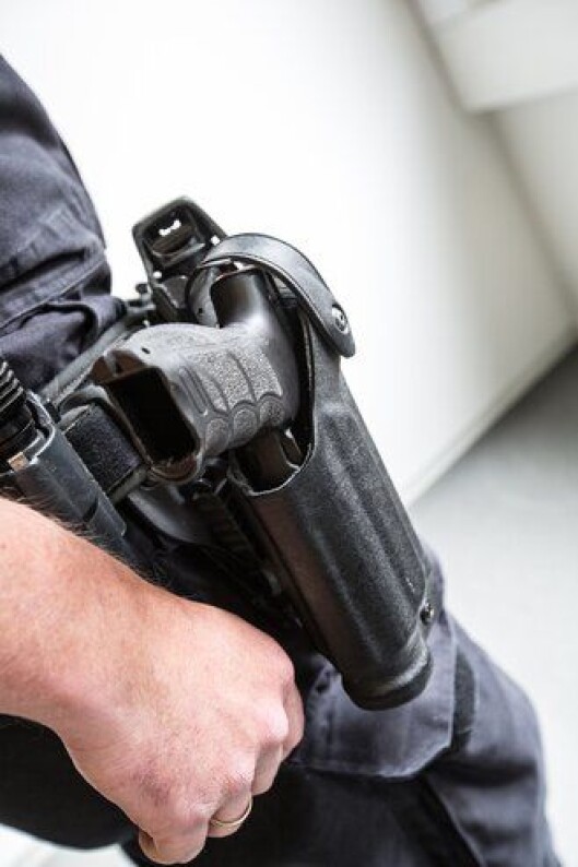 Politiets tjenestevåpen, hylstret Politiets tjenestevåpen, hylstret