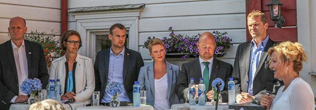 PANELET: Fra venstre: Anders Werp (H), Kari Henriksen (Ap), Kjell Ingolf Ropstad (KrF), Anne Beathe Tvinnereim (Sp), justisminister Anders Anundsen (Frp) og PF-leder Sigve Bolstad. Trude Teige ledet debatten.