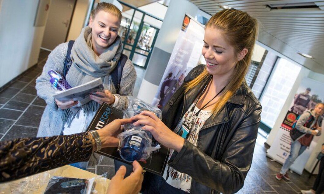 Pernille Aasen og Isabella Ludviksen var blant dem som meldte seg inn på Politihøgskolen. Pernille Aasen og Isabella Ludviksen var blant dem som meldte seg inn på Politihøgskolen.