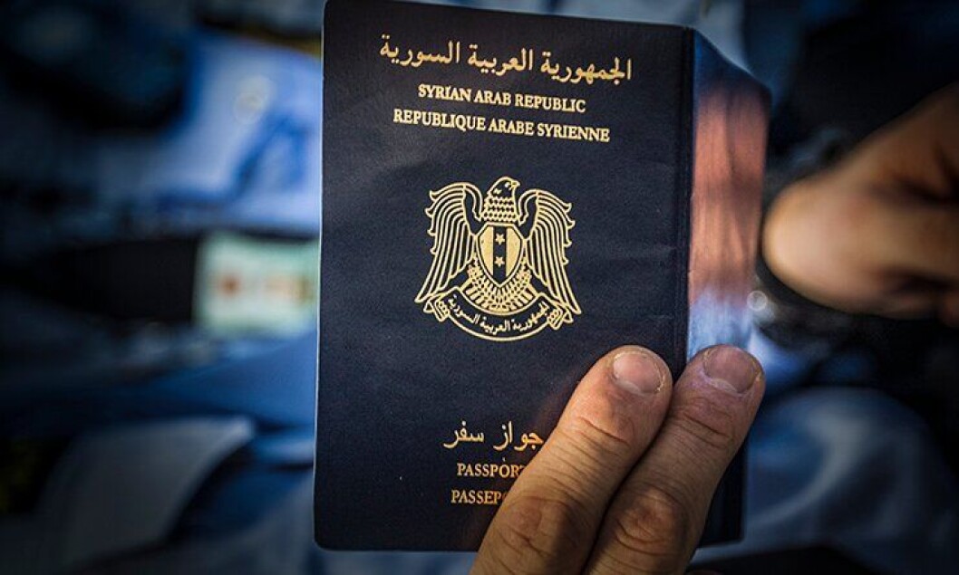 Syriske pass selges rundt omkring i verden. Nasjonalt ID-senter har vært i Syria for å skaffe informasjon om de syriske ID-papirene. Syriske pass selges rundt omkring i verden. Nasjonalt ID-senter har vært i Syria for å skaffe informasjon om de syriske ID-papirene.