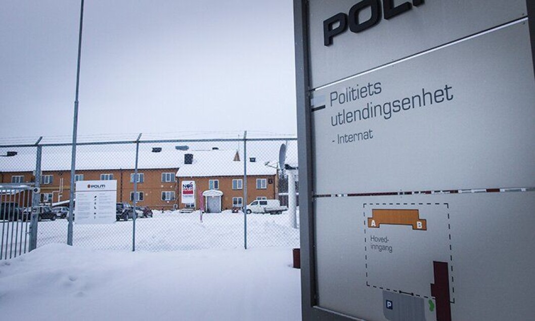 Her ved Politiets Utlendingsenhet på Trandum nærmer flere ansatte seg grensen på de tillatte 300 timene med overtid i år. Her ved Politiets Utlendingsenhet på Trandum nærmer flere ansatte seg grensen på de tillatte 300 timene med overtid i år.