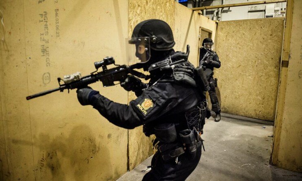 Nesten all trening for Beredskapstroppen og andre aktører bør skje i det nye beredskapssenteret, kommer det fram i konseptvalgutredningen. Her fra en tidligere trening for Beredskapstroppen.