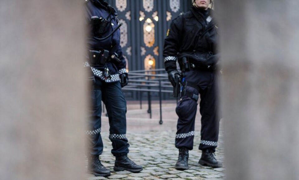 UENIGHET: Høringsfristen om fremtidens politi skal være fast bevæpnet er 1. desember, og deretter skal justisdepartementet legge fram sitt forslag til Stortinget. UENIGHET: Høringsfristen om fremtidens politi skal være fast bevæpnet er 1. desember, og deretter skal justisdepartementet legge fram sitt forslag til Stortinget.