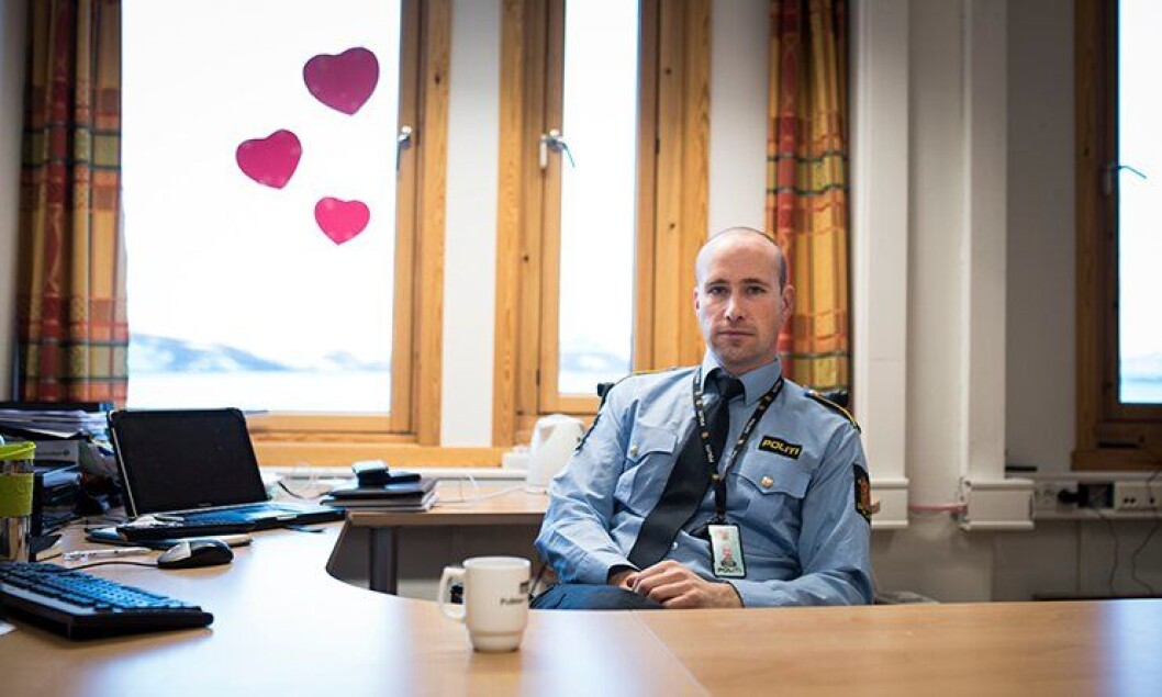 Fungerende politistasjonssjef i Kirkenes Torstein Pettersen forteller at nye problemer dukker opp stadig vekk. Det fører til nedprioritering av annet politiarbeid. Fungerende politistasjonssjef i Kirkenes Torstein Pettersen forteller at nye problemer dukker opp stadig vekk. Det fører til nedprioritering av annet politiarbeid.