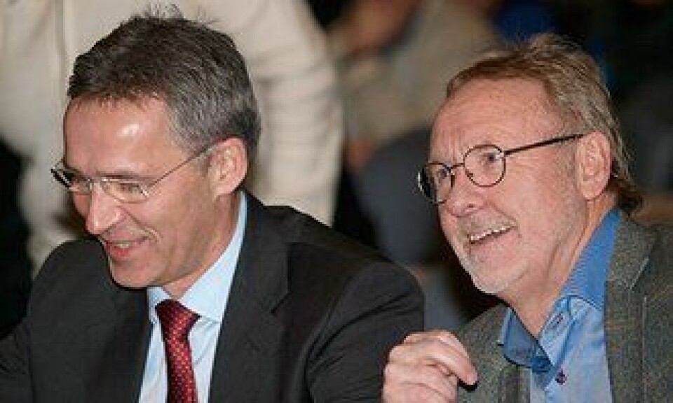 Daværende statsminister Jens Stoltenberg og Anders Folkestad tilbake i tiden.