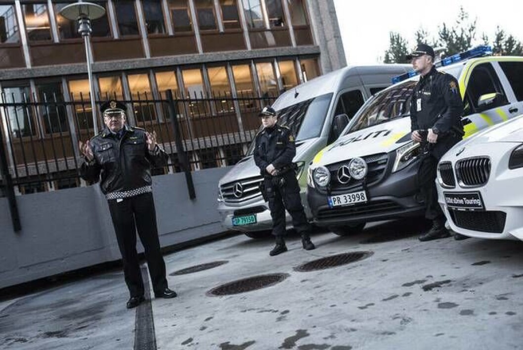 Odd Reidar Humlegård viste fram nye biler. Odd Reidar Humlegård viste fram nye biler.