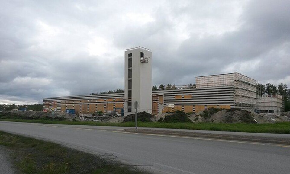 Slik så stasjonen med plass til operasjonssentral ut da den var under oppføring i fjor. Nå er den ferdig.