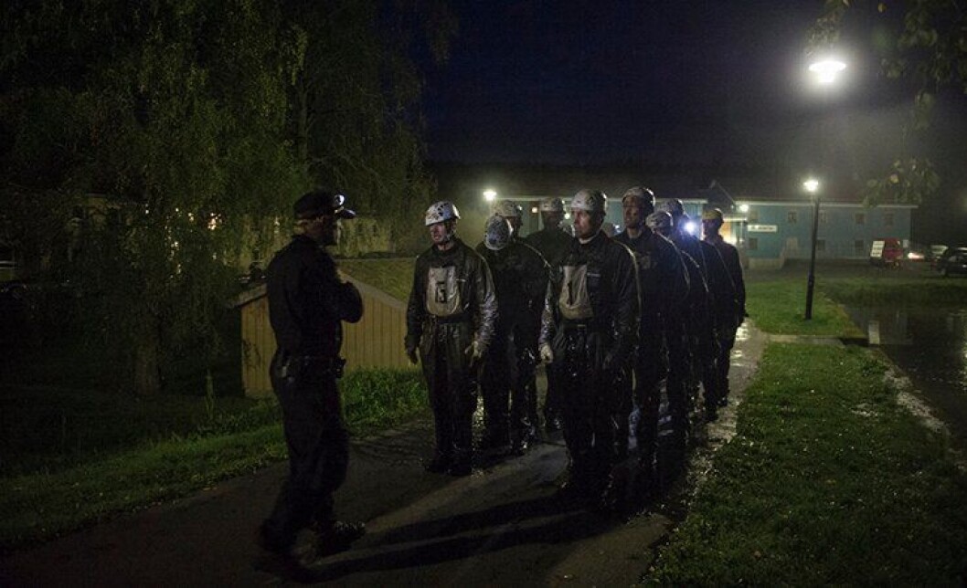 Et av mange bilder fra saken om hvordan politifolk går gjennom harde prøvelser for å bli en del av politiets beredskapstropp. Bildene fikk fotoprisen i fagpressen. Et av mange bilder fra saken om hvordan politifolk går gjennom harde prøvelser for å bli en del av politiets beredskapstropp. Bildene fikk fotoprisen i fagpressen.