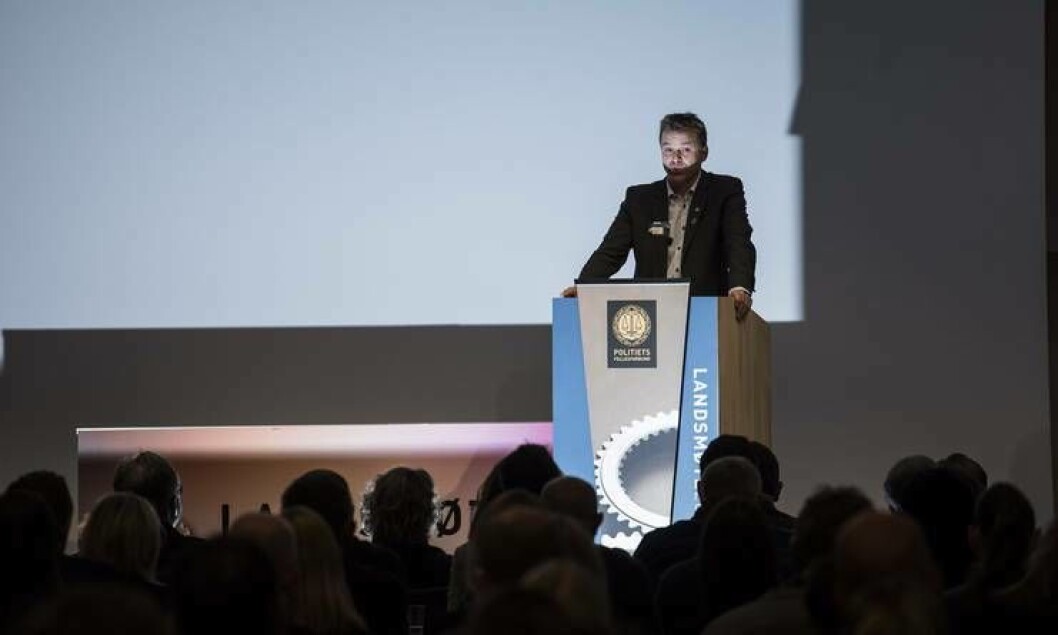 Sigve Bolstad, leder i Politiets Fellesforbund, er klar på hva han mener bør være og ikke bør være styrende for politireformen. Sigve Bolstad, leder i Politiets Fellesforbund, er klar på hva han mener bør være og ikke bør være styrende for politireformen.