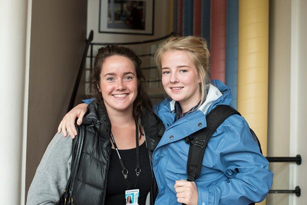 Mariell Solberg (25) og Ane Tømmervik (22) har begynt på Politihøgskolen i Bodø denne uka. Mariell Solberg (25) og Ane Tømmervik (22) har begynt på Politihøgskolen i Bodø denne uka.