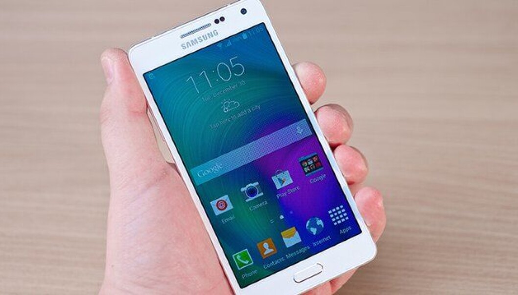 Samsung A5 er hakket billigere enn Samsung S7, men får gode anmeldelser. Samsung A5 er hakket billigere enn Samsung S7, men får gode anmeldelser.