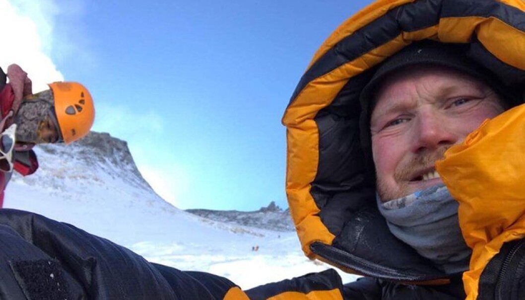 Inge Meløy jobber ved Politihøgskolen. Her er han på vei opp på Mount Everest. Inge Meløy jobber ved Politihøgskolen. Her er han på vei opp på Mount Everest.