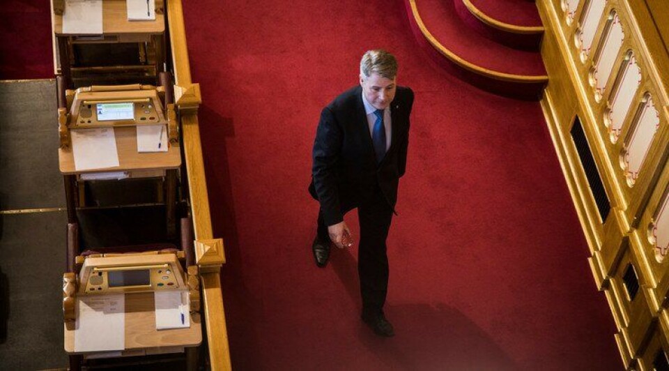 I RUTE: Justis- og beredskapsminister Per-Willy Amundsen sier utredningen fra Politidirektoratet er i rute. I RUTE: Justis- og beredskapsminister Per-Willy Amundsen sier utredningen fra Politidirektoratet er i rute.