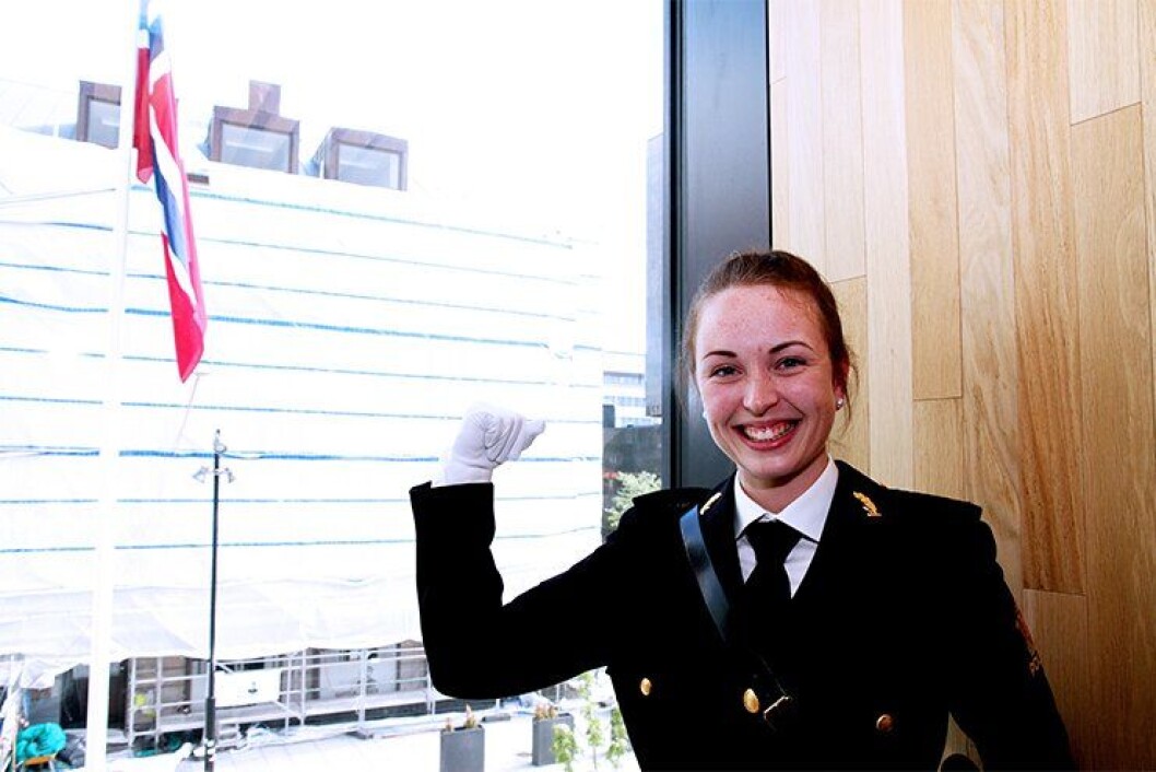 Sandra Myreng fikk Idrettsprisen som beste kvinne blant landets politihøgskoler. Sandra Myreng fikk Idrettsprisen som beste kvinne blant landets politihøgskoler.