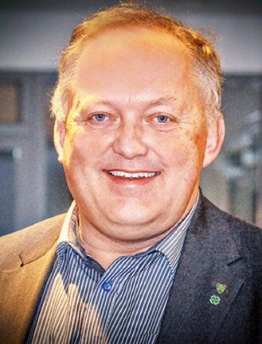 John-Erik Vika er gårdbruker, politimann og Sp-ordfører. John-Erik Vika er gårdbruker, politimann og Sp-ordfører.