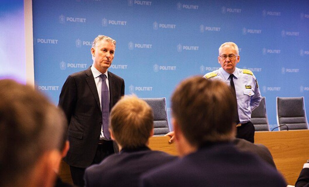 – Politiet er nødt til å etablere et senter som kan koordinere hvordan dere jobber med data, algoritmer og kunstig intelligens, mener den danske forskeren. – Politiet er nødt til å etablere et senter som kan koordinere hvordan dere jobber med data, algoritmer og kunstig intelligens, mener den danske forskeren.
