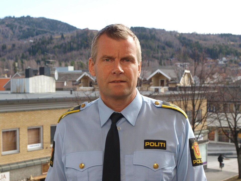 FORNØYD: Lensmann i Ringsaker, Terje Krogstad er fornøyd med at de får fortsette med overvåkingen. Opptakene brukes forebyggende, og bidrar til at uønskede situasjoner og kriminelle handlinger kan unngås, ifølge politiet FORNØYD: Lensmann i Ringsaker, Terje Krogstad er fornøyd med at de får fortsette med overvåkingen. Opptakene brukes forebyggende, og bidrar til at uønskede situasjoner og kriminelle handlinger kan unngås, ifølge politiet