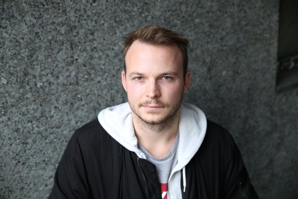 KLAR: Knut Håkon Skofsrud har i over ett år ventet på politijobben. –Jeg er skuff et over at denne regjeringen med to ulike justisministere har lovet meg jobb i politiet uten at det har ført til noe, sier han. KLAR: Knut Håkon Skofsrud har i over ett år ventet på politijobben. –Jeg er skuff et over at denne regjeringen med to ulike justisministere har lovet meg jobb i politiet uten at det har ført til noe, sier han.
