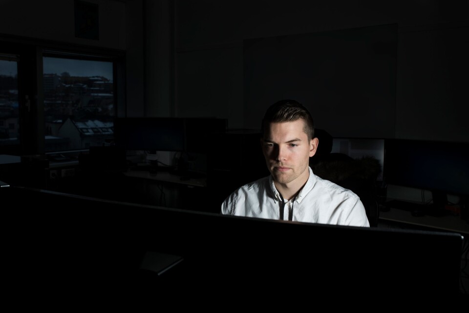 DRAMATISK VEKST: Politioverbetjent Jarle Enghaugen jobber med elektroniske spor i seksuallovbrudssaker i Oslo. Han og kollegene er tidvis forbløffet overøkninga i overgrep mot barn på nett. DRAMATISK VEKST: Politioverbetjent Jarle Enghaugen jobber med elektroniske spor i seksuallovbrudssaker i Oslo. Han og kollegene er tidvis forbløffet overøkninga i overgrep mot barn på nett.