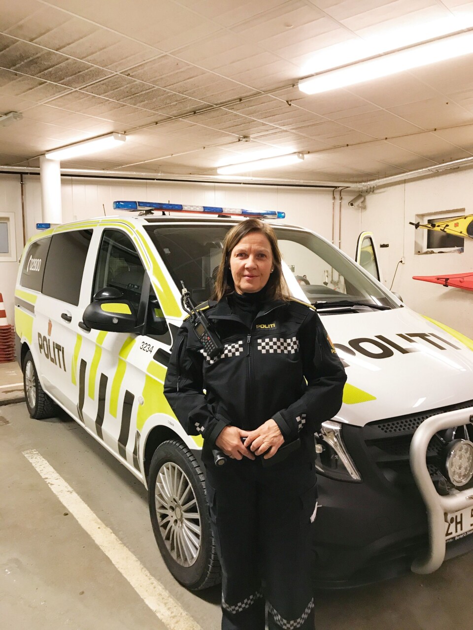 KRITISK BLIKK: Innsatsleder Inger Johanne Andreassen (56) går av med pensjon i år. Hun mener politifolk selv har bidratt til å undergrave ordningen, gjennom praksisen med å føres over i en stillingskode som medfører særaldersgrense en måned før man fyller 57.