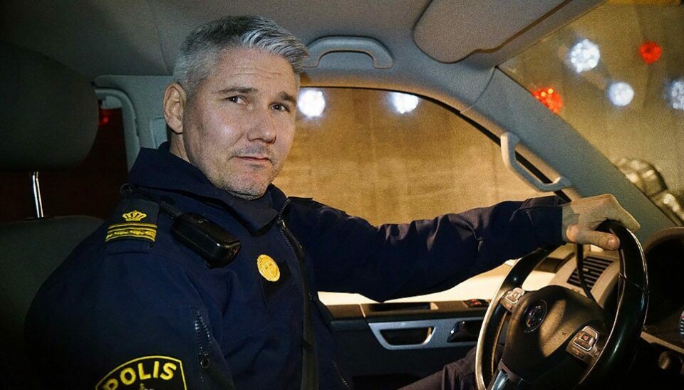 Stefan Siesing er politimann første rekke i Uppsala, og deltar i kampen mot gjengkriminaliteten.