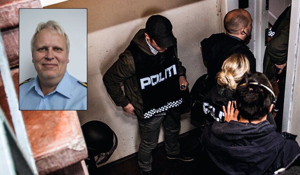 Torstein Holand var leder for Oslo-politiets Spesielle Operasjoner (SO) fra 2012-2017. Allerede høsten 2016 advarte han politimester Hans Sverre Sjøvold om de mulige konsekvensene av å legge ned seksjon for organisert kriminalitet i Oslo-politiet. – Jeg føler jeg traff mer enn godt, og det er leit, sier han. Torstein Holand var leder for Oslo-politiets Spesielle Operasjoner (SO) fra 2012-2017. Allerede høsten 2016 advarte han politimester Hans Sverre Sjøvold om de mulige konsekvensene av å legge ned seksjon for organisert kriminalitet i Oslo-politiet. – Jeg føler jeg traff mer enn godt, og det er leit, sier han.