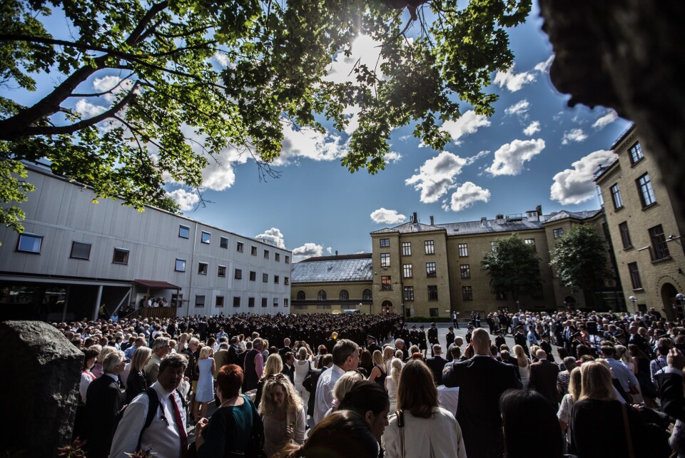 Politihøgskolen på Majorstua ser ut som et bygningsmessig lappeteppe og koster mye i leie. Men ikke nødvendigvis mer enn et nytt bygg utenfor byen, skriver avdelingsleder ved PHS.