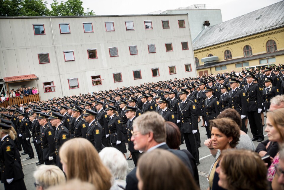 Brakker preger bakgården ved PHS i Oslo. Det er på tide med fornyelse, mener studentlederen.